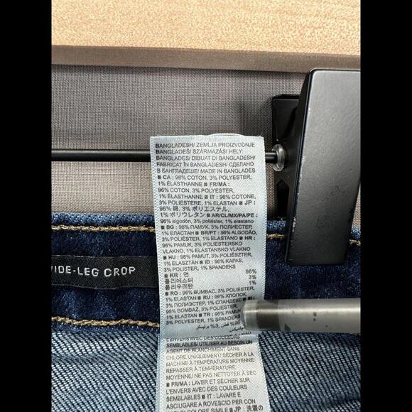 Banana Republic Womens Blue Denim Shorts Hi Rise Wide Leg Crop Size 32 - Picture 6 of 11